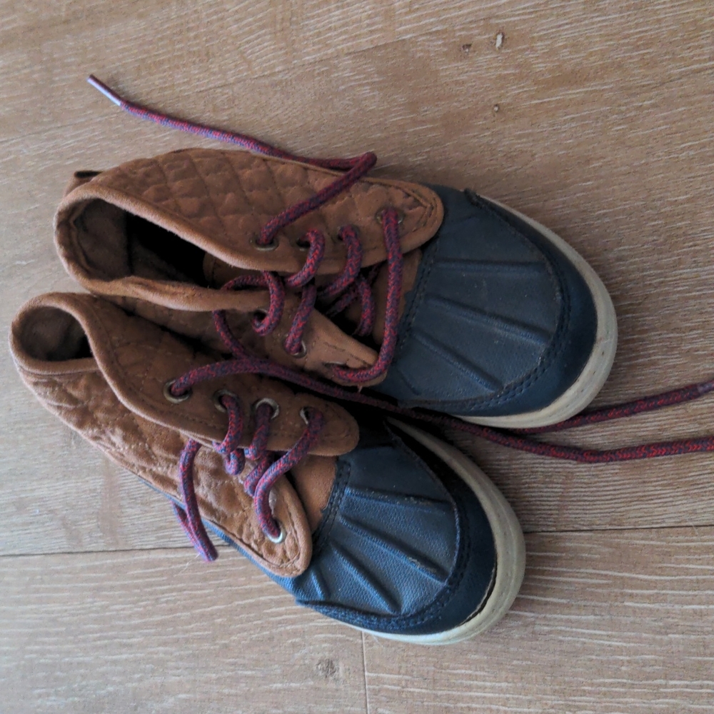 Oshkosh boots